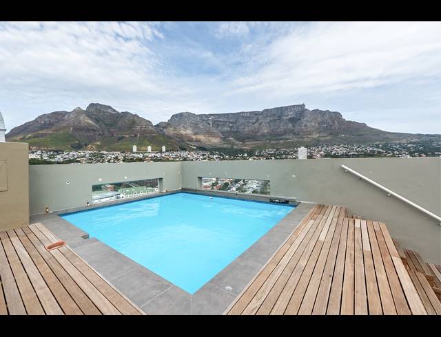 2 BEDROOM APARTMENT FOR SALE IN CAPE TOWN CITY CENTRE